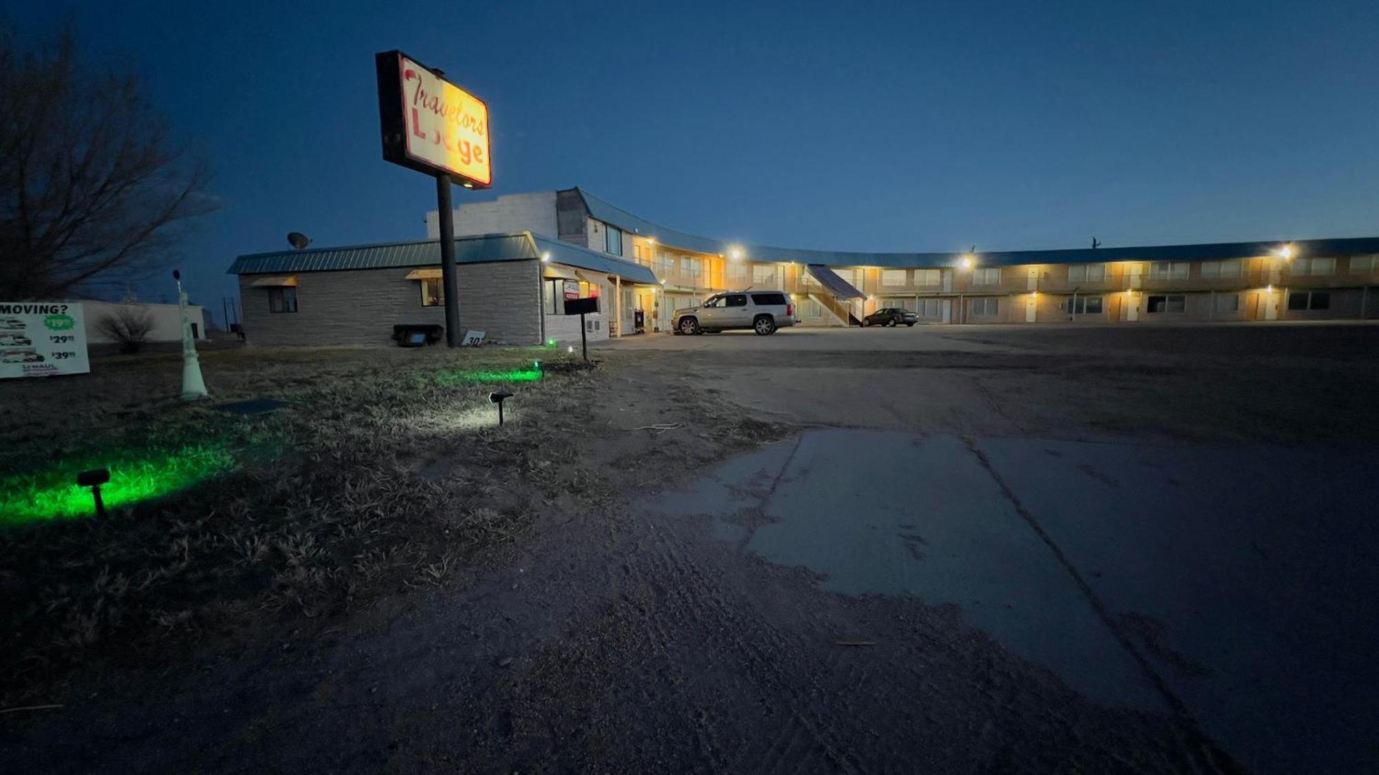 Travelors Lodge Motel & Rv Park Us-287&Us-96 Eads Exteriér fotografie